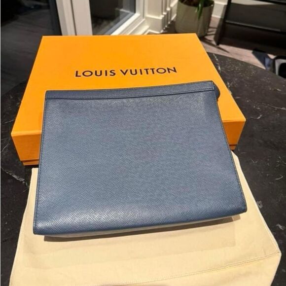 Louis Vuitton Other - Louis Vuitton Pochette Taiga Leather
